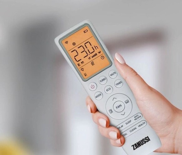 Кондиционер Zanussi ZACS-12 HB/N1 Кондиционер Zanussi ZACS-12 HB/N1